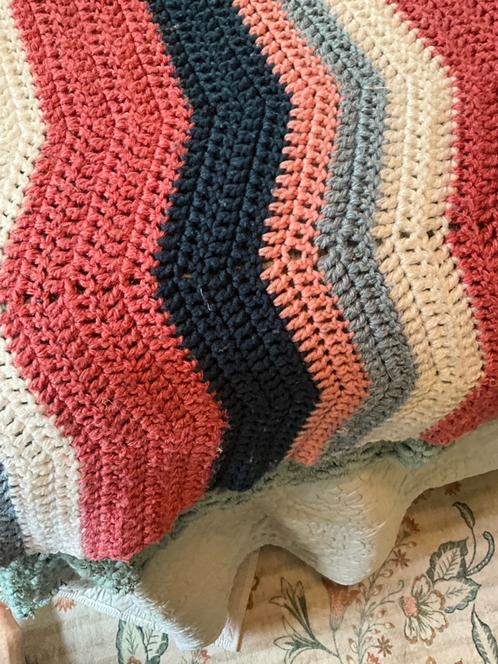 Handmade Afghan Crochet navy, mauve, white, pink blue zig zag stitch 41x46 - Picture 3 of 6
